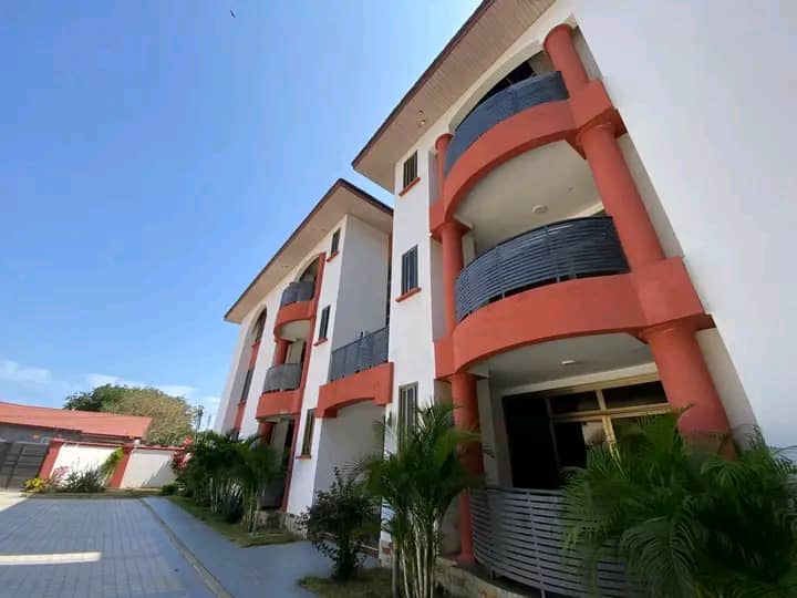 modern 3 bedroom apartment @ cantonment
